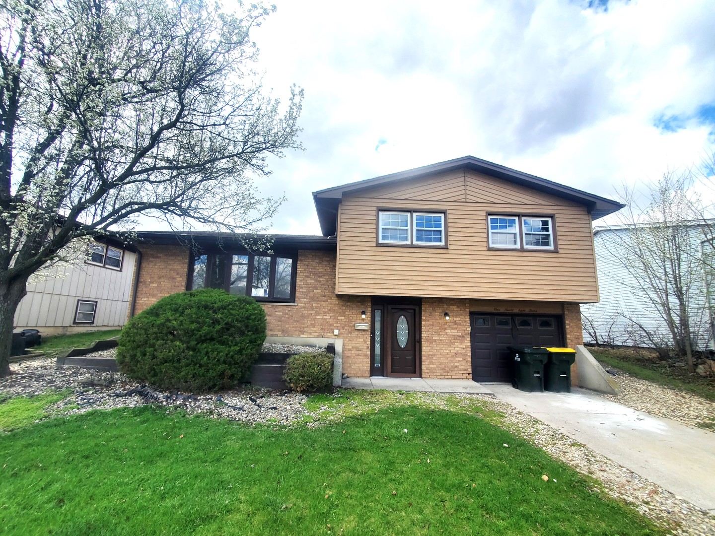 19812 Monterey Avenue, Lynwood, IL 60411