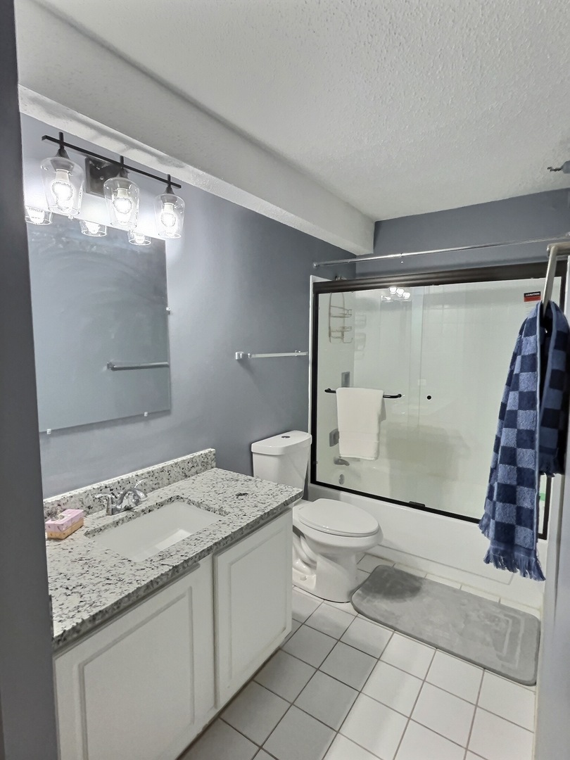 10 E Ontario Street #2801, Chicago, IL 60611