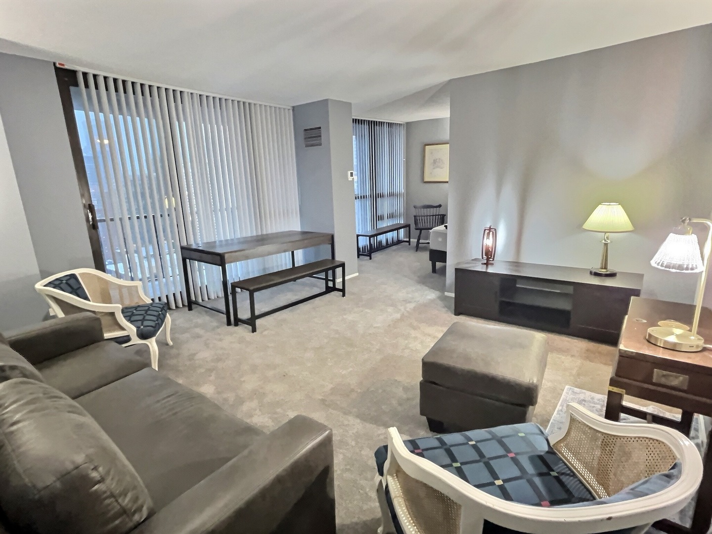 10 E Ontario Street #2801, Chicago, IL 60611