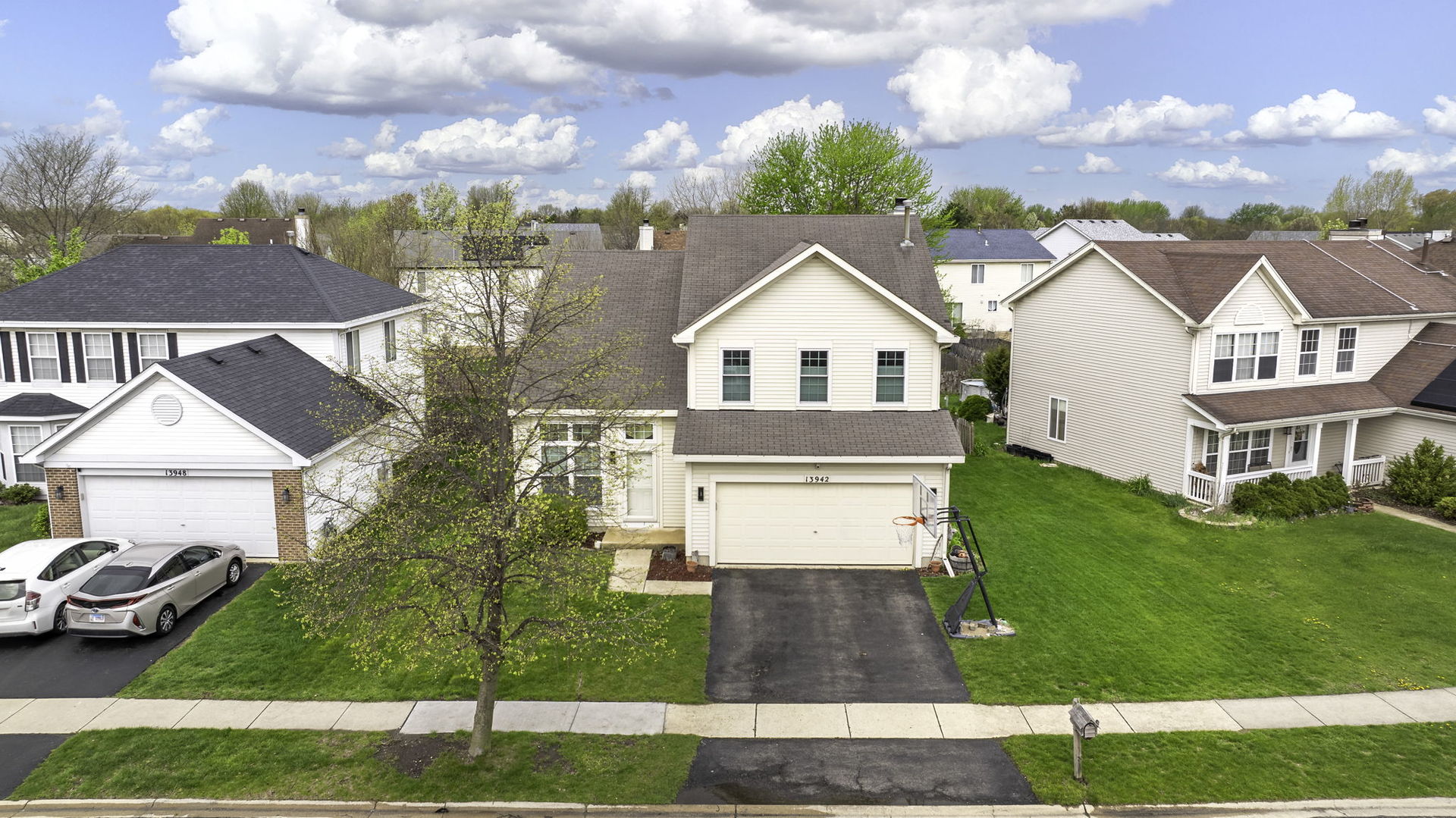 13942 Isle Royal Circle, Plainfield, IL 60544