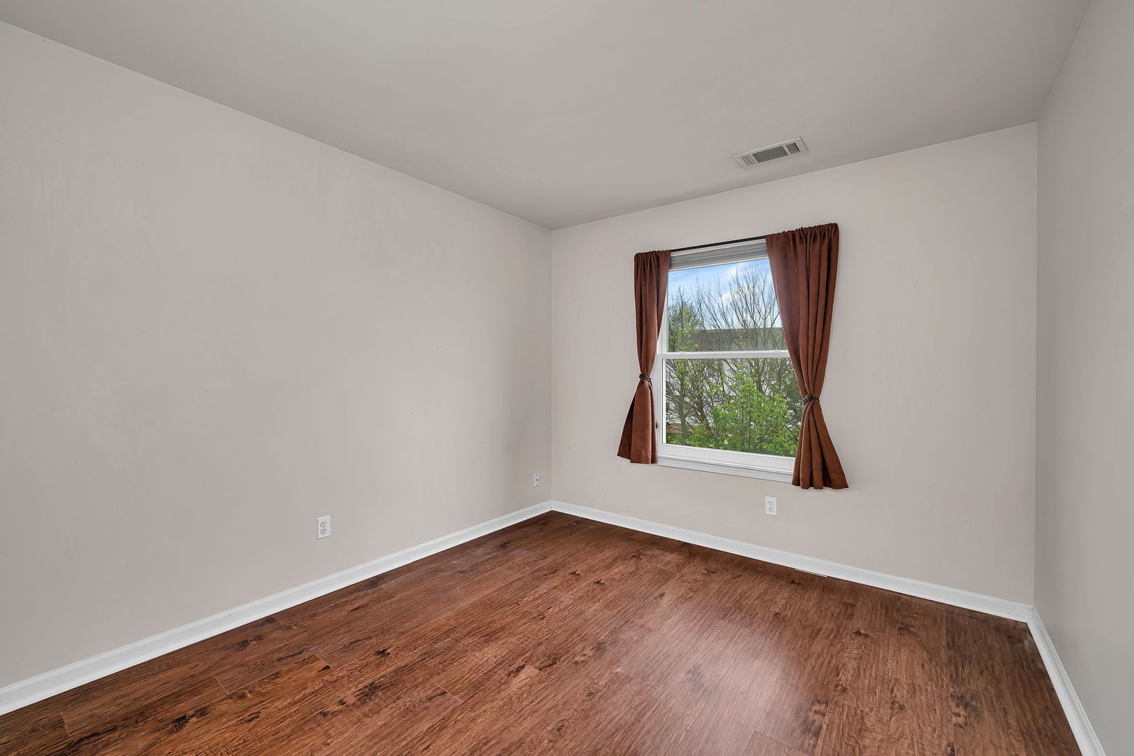 13942 Isle Royal Circle, Plainfield, IL 60544