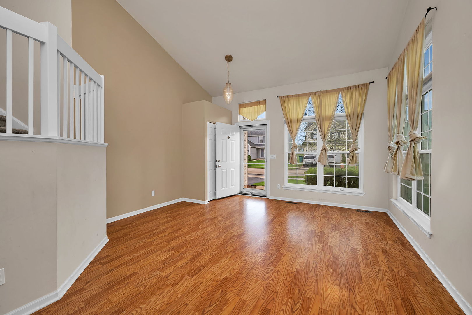 13942 Isle Royal Circle, Plainfield, IL 60544