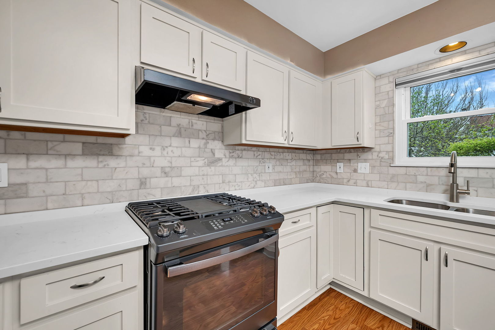 13942 Isle Royal Circle, Plainfield, IL 60544