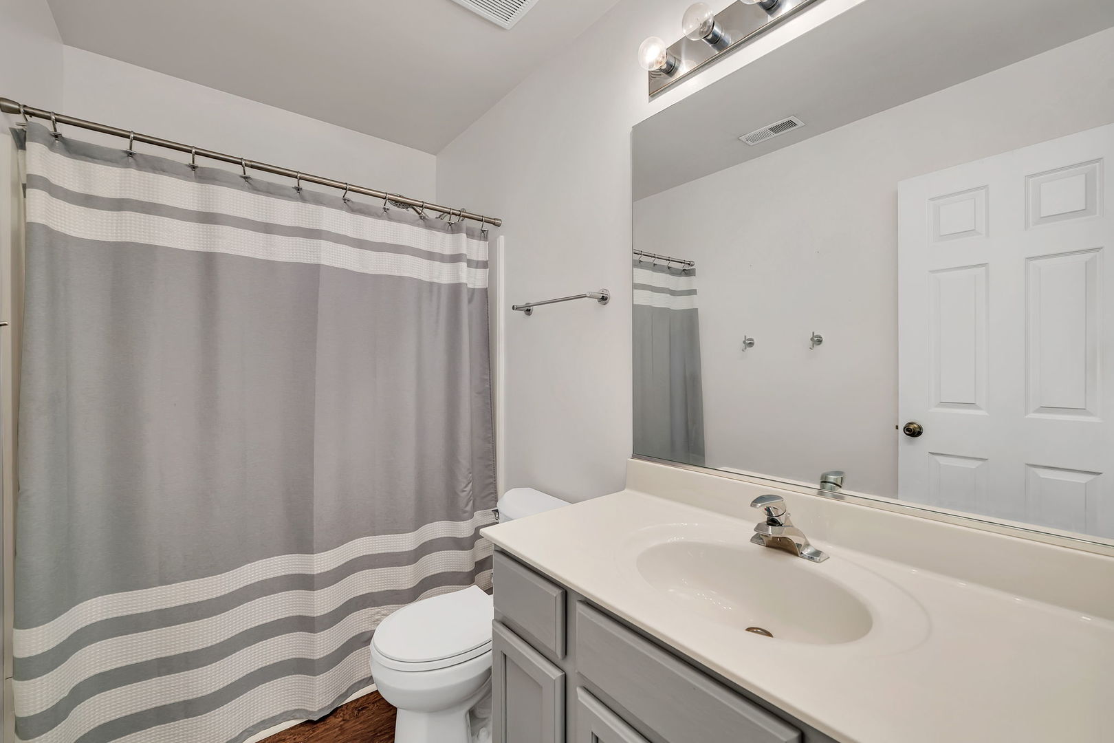 13942 Isle Royal Circle, Plainfield, IL 60544