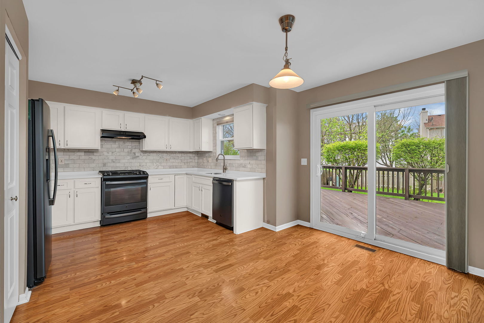 13942 Isle Royal Circle, Plainfield, IL 60544