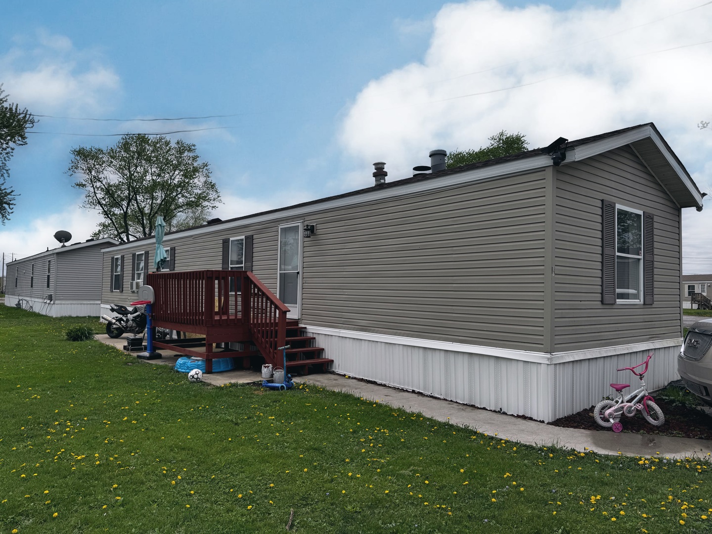 57 Redwood Manor Drive, Pontiac, IL 61764