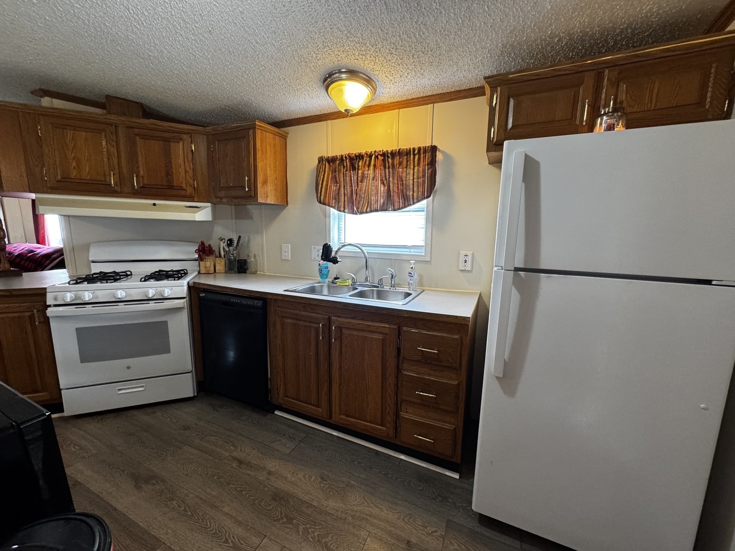 57 Redwood Manor Drive, Pontiac, IL 61764