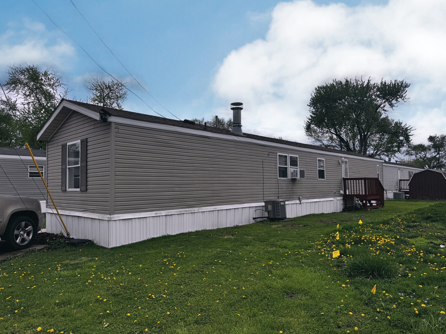 57 Redwood Manor Drive, Pontiac, IL 61764