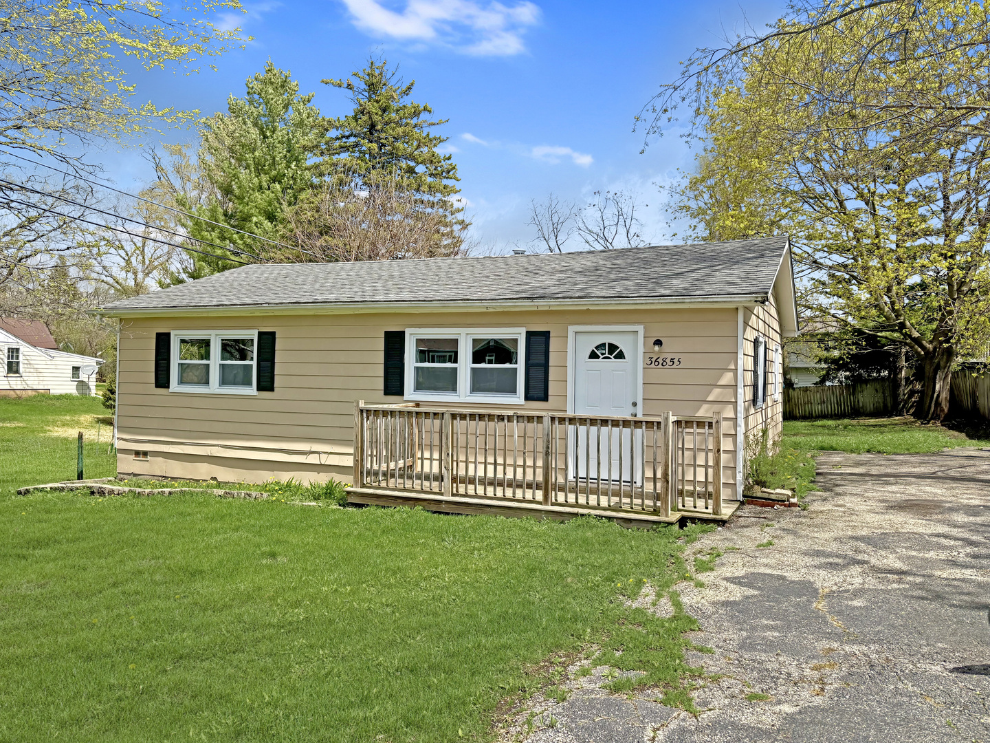 36855 N Elizabeth Drive, Lake Villa, IL 60046