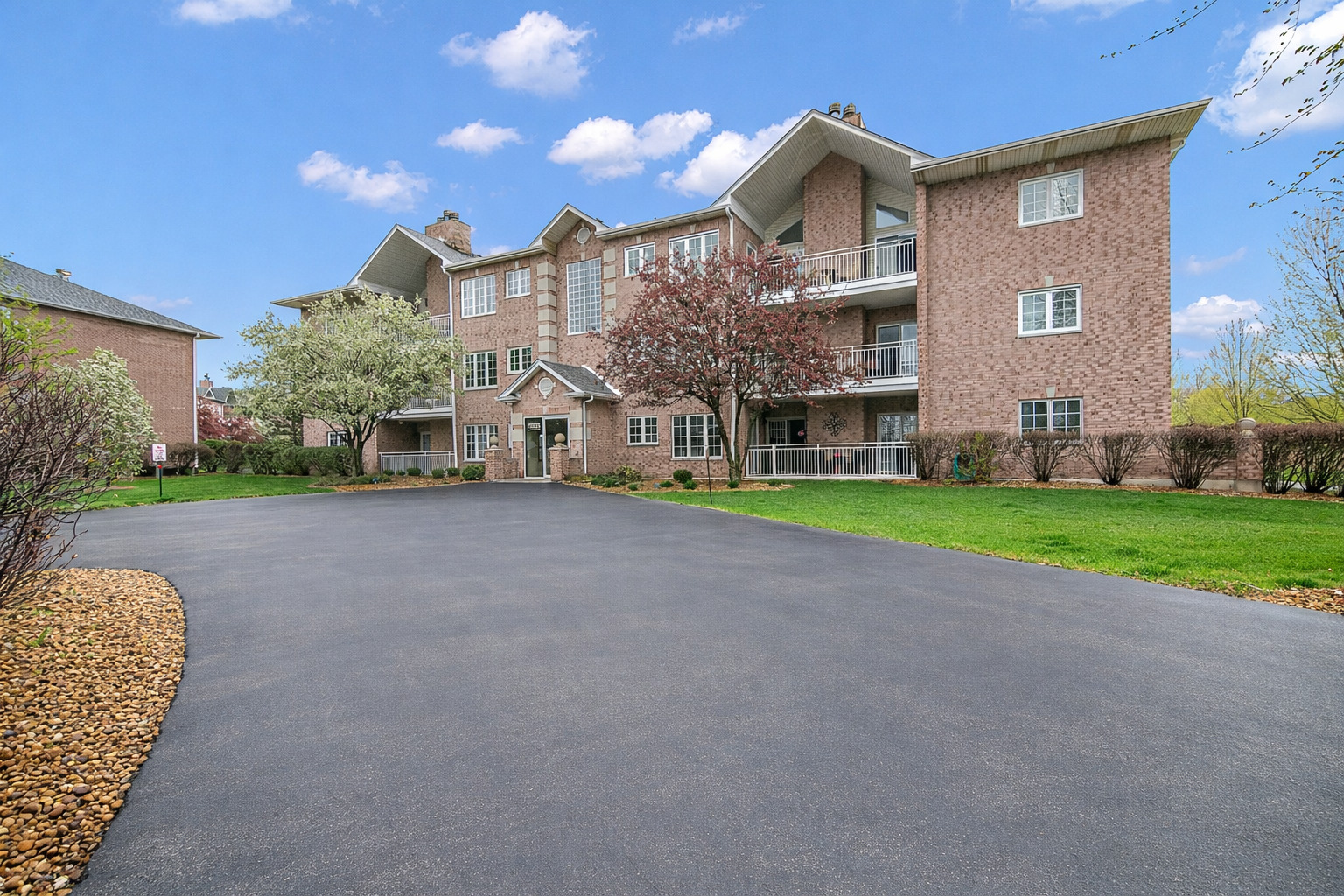 11535 Settlers Pond Way #3A, Orland Park, IL 60467