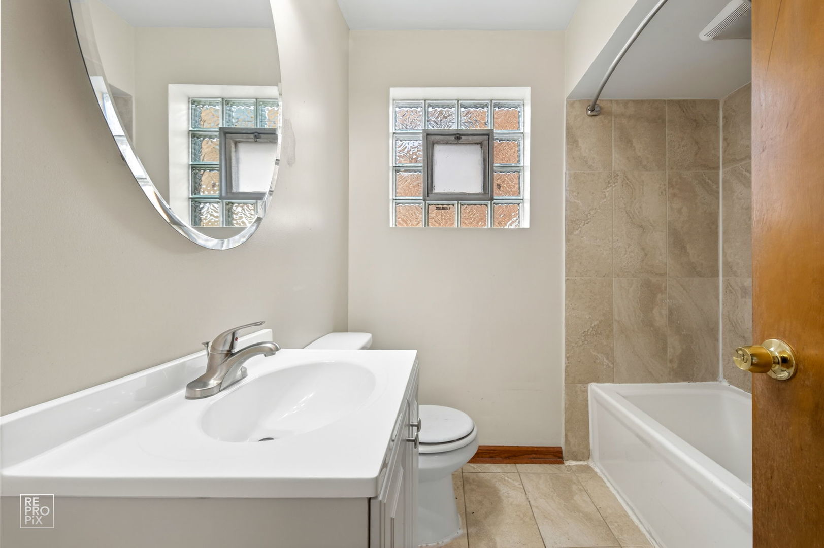 4143 W Marquette Road, Chicago, IL 60629