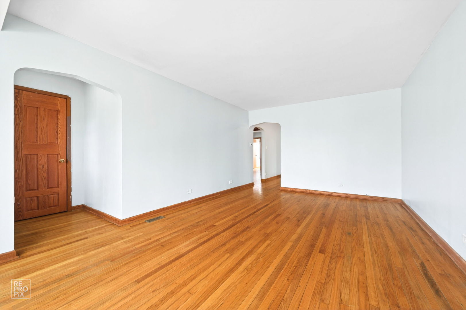 4143 W Marquette Road, Chicago, IL 60629