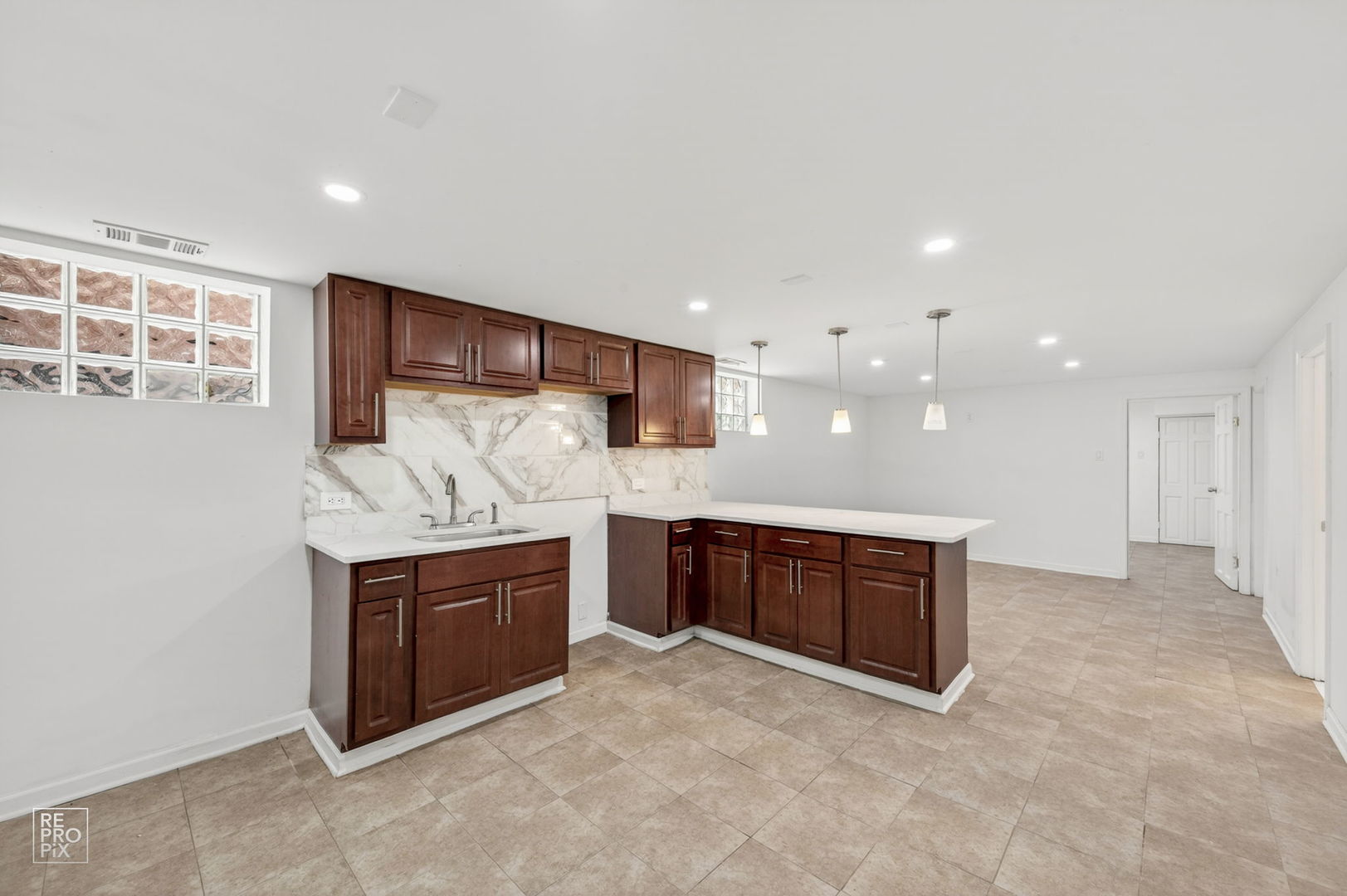 4143 W Marquette Road, Chicago, IL 60629