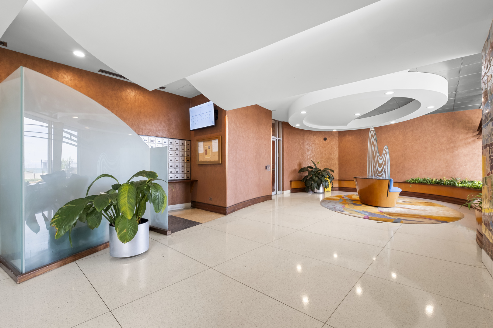 6301 N Sheridan Road #8E, Chicago, IL 60660