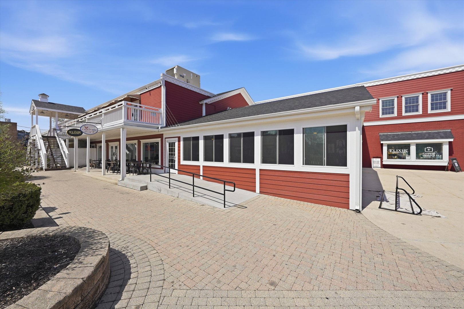 11 S White Street, Frankfort, IL 60423