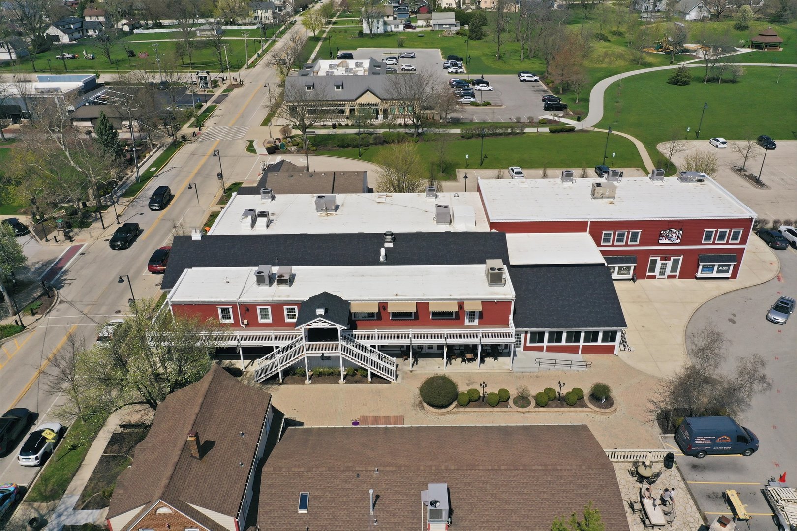 11 S White Street, Frankfort, IL 60423