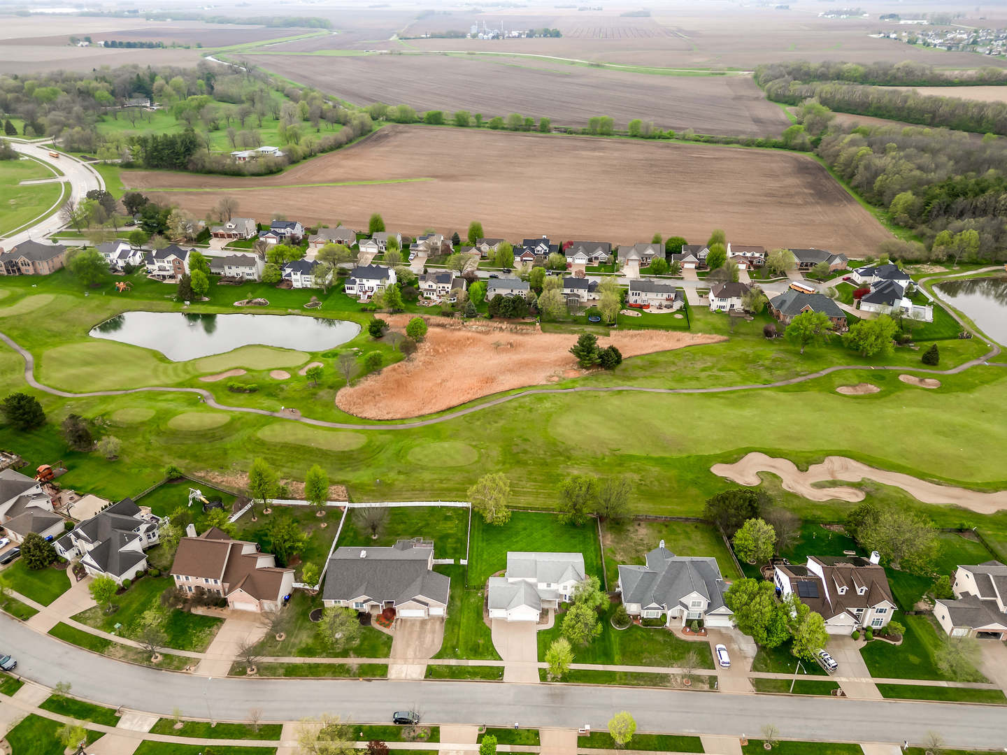 25 Pebblebrook Court, Bloomington, IL 61705