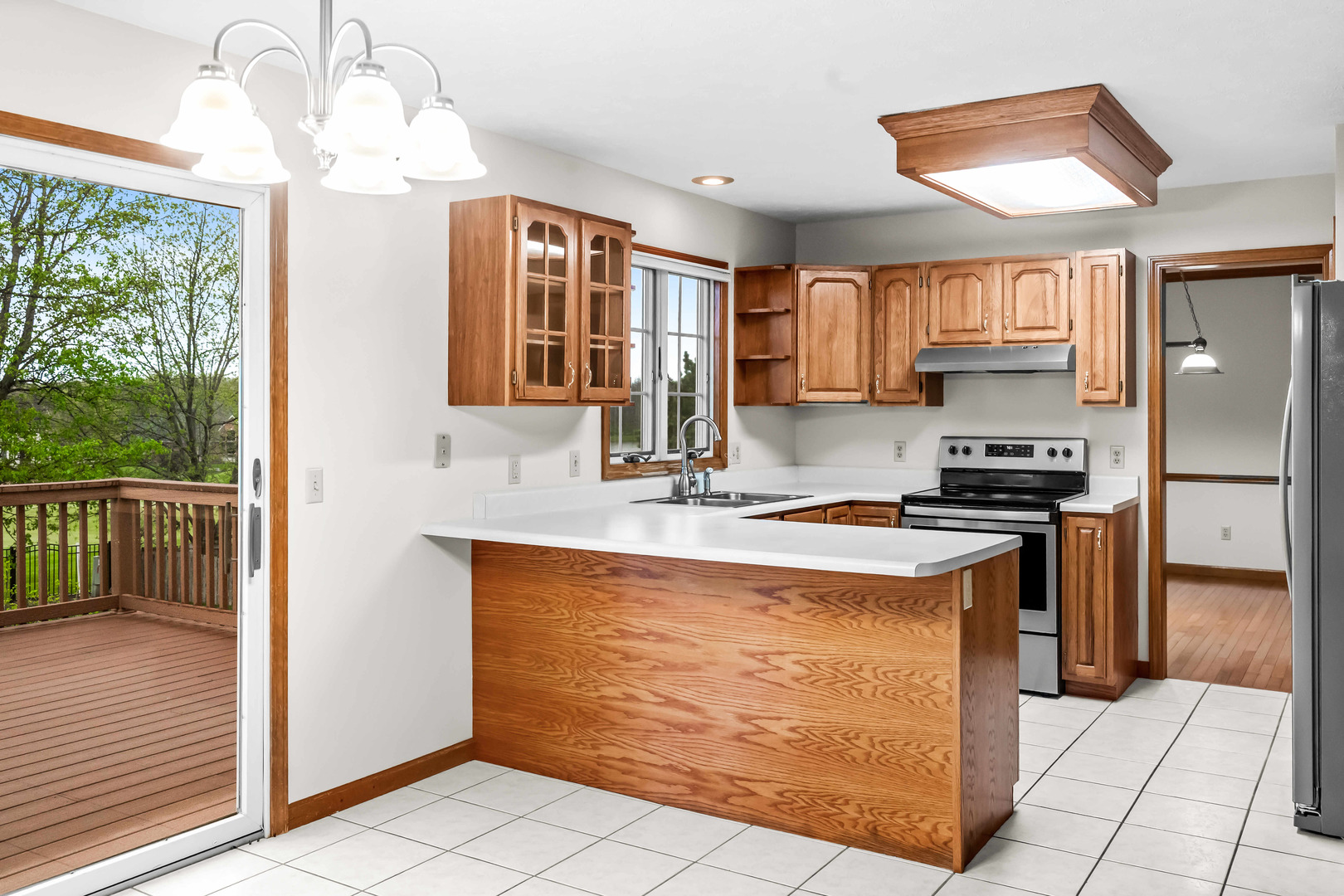 25 Pebblebrook Court, Bloomington, IL 61705