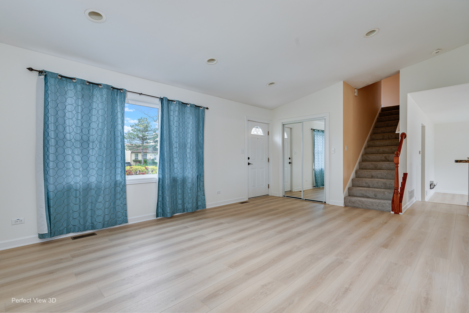 900 Ashford Lane, Westmont, IL 60559