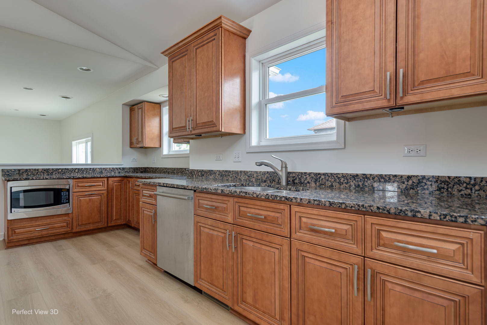 900 Ashford Lane, Westmont, IL 60559