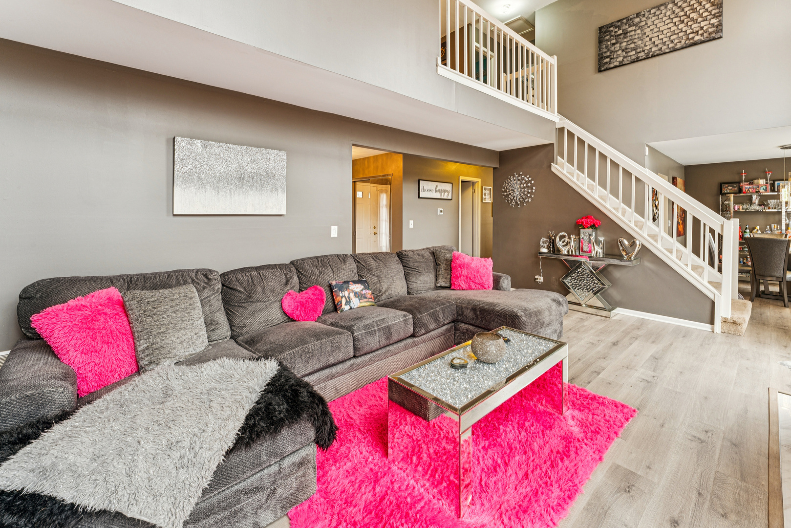 500 Ascot Lane, Streamwood, IL 60107