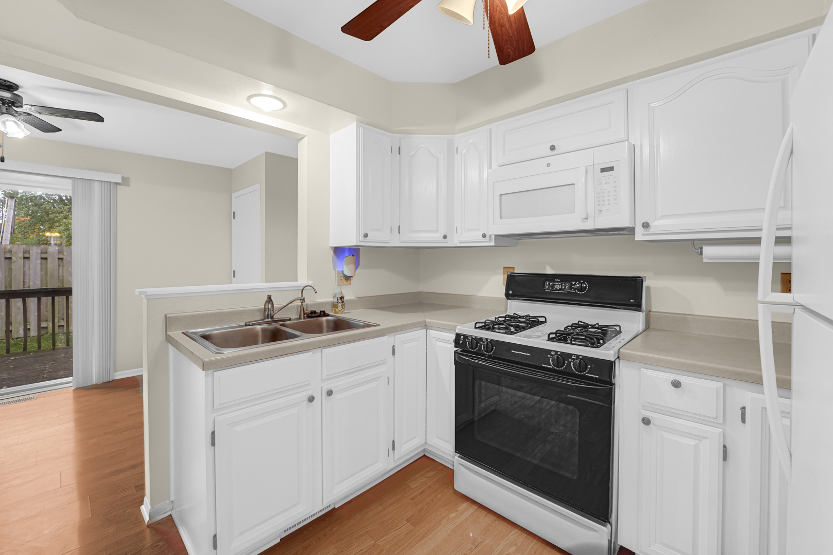 190 & 192 S Joslyn Street, Cortland, IL 60112