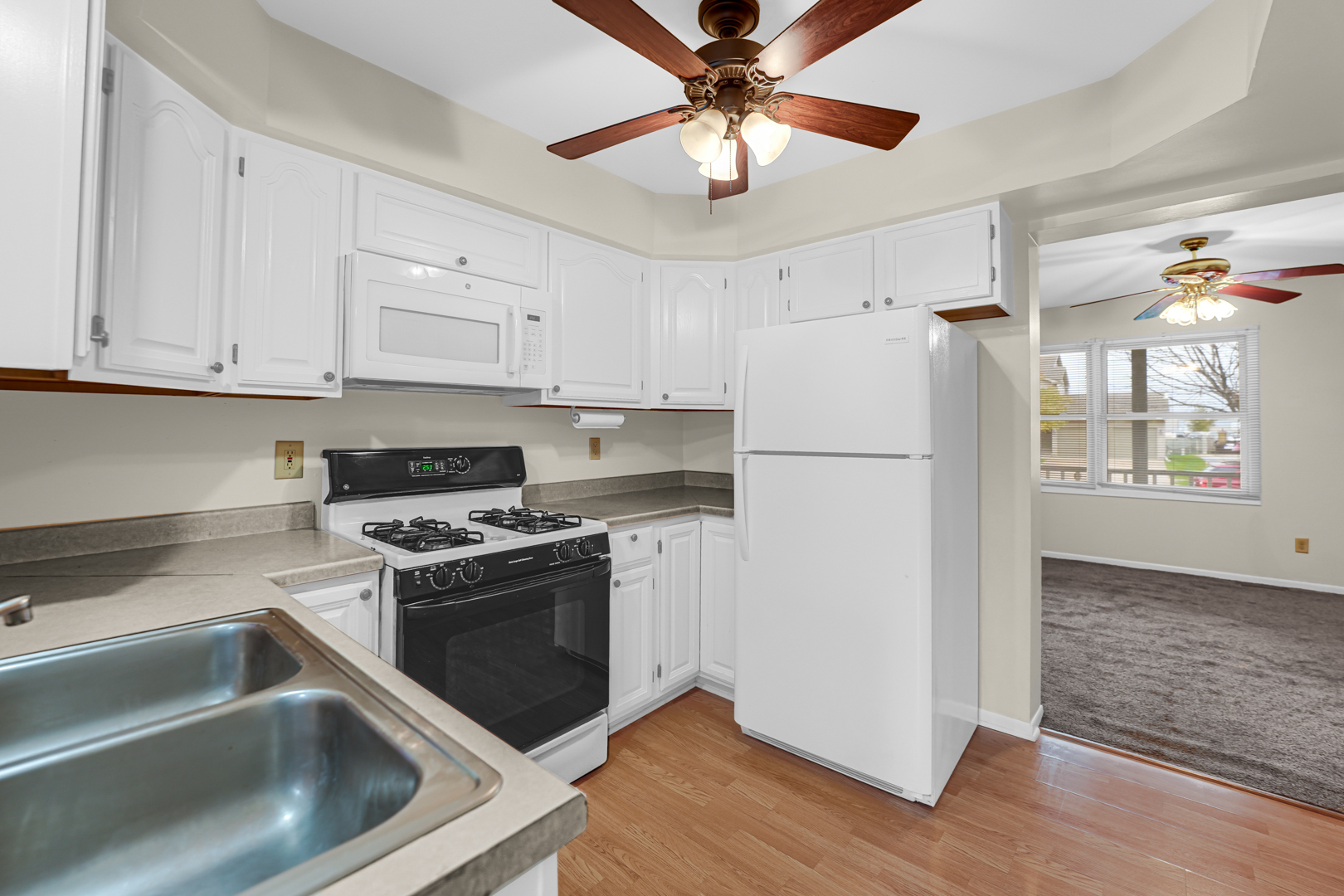 190 & 192 S Joslyn Street, Cortland, IL 60112