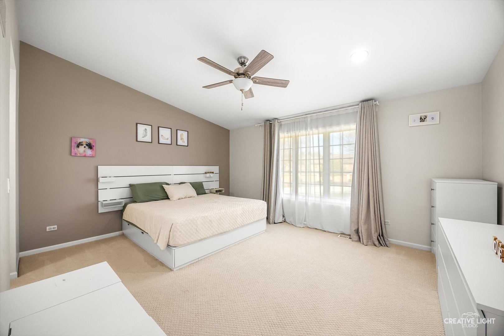 151 Santa Fe Lane, Willow Springs, IL 60480