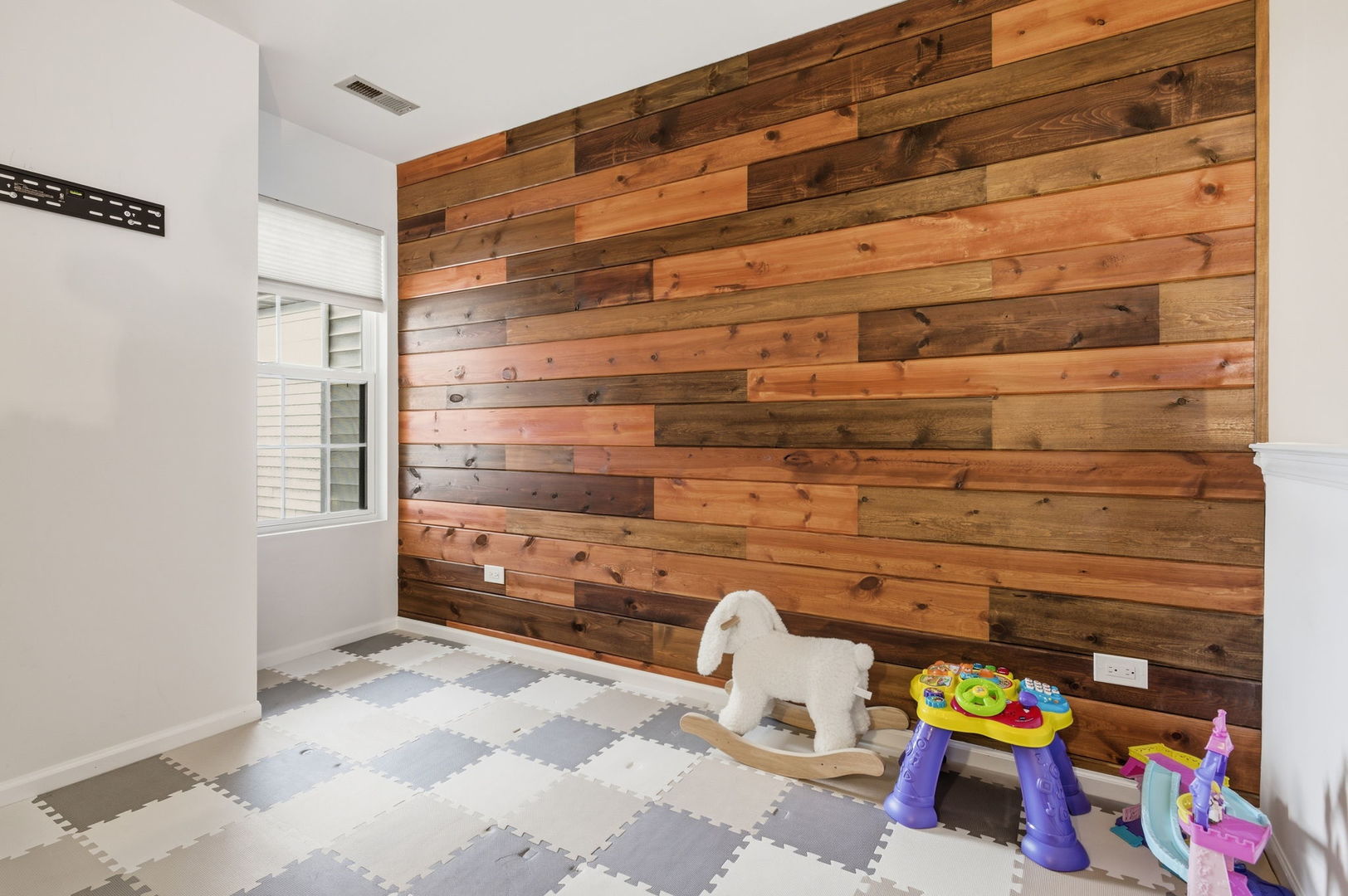 16447 Newcastle Way, Lockport, IL 60441