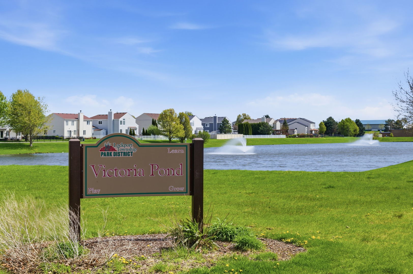 16447 Newcastle Way, Lockport, IL 60441