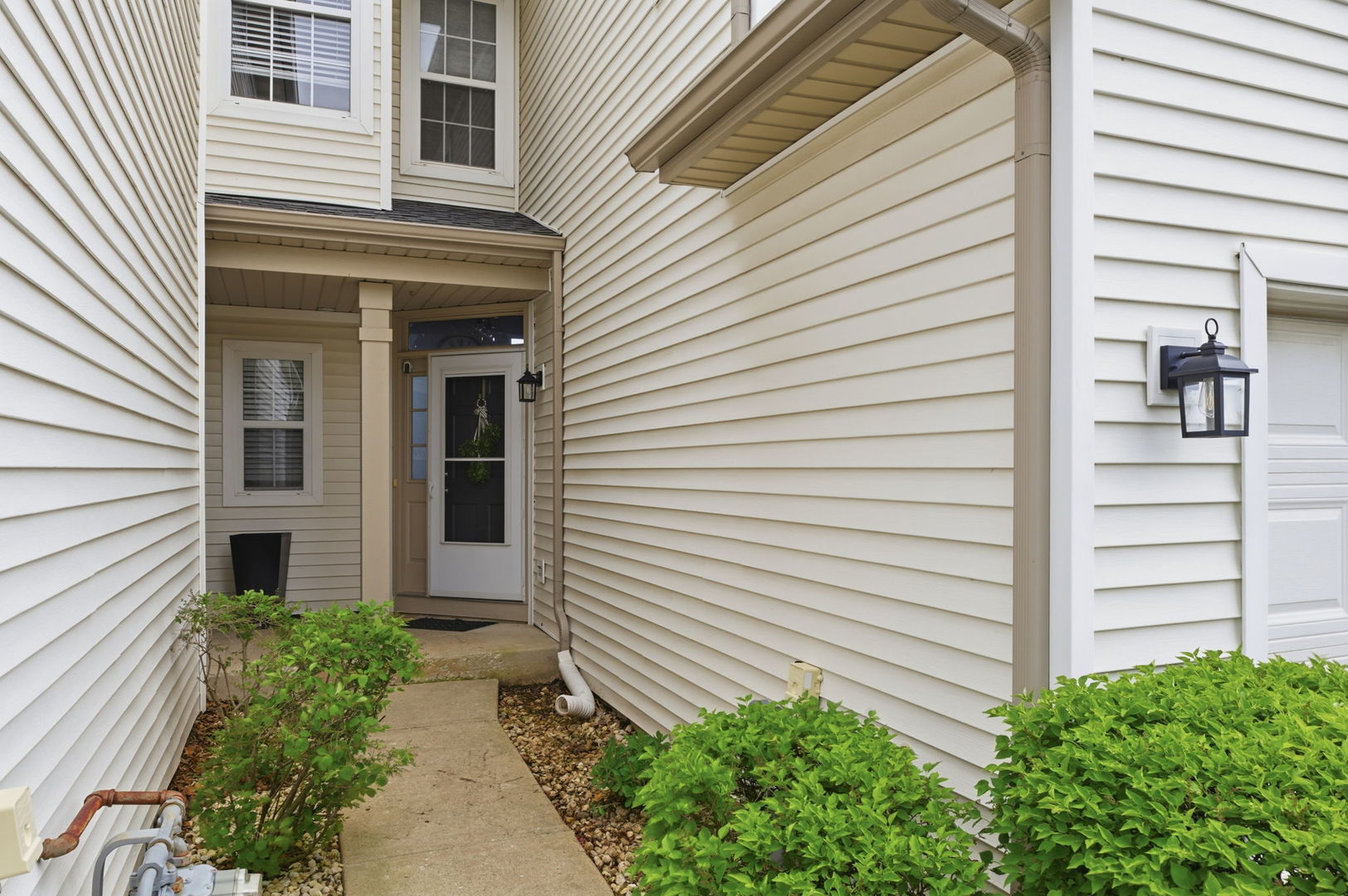 16447 Newcastle Way, Lockport, IL 60441