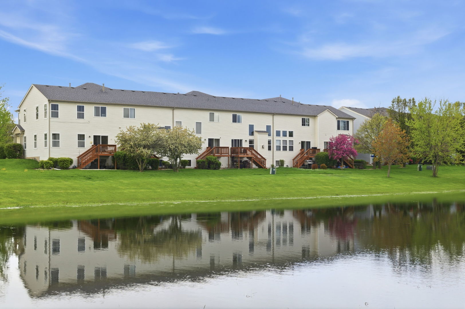 16447 Newcastle Way, Lockport, IL 60441