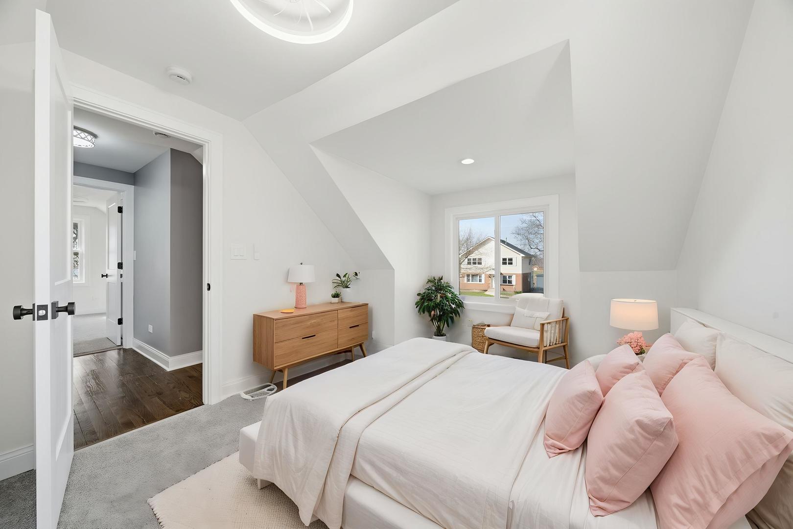 7851 Suburban Lane, Bridgeview, IL 60455