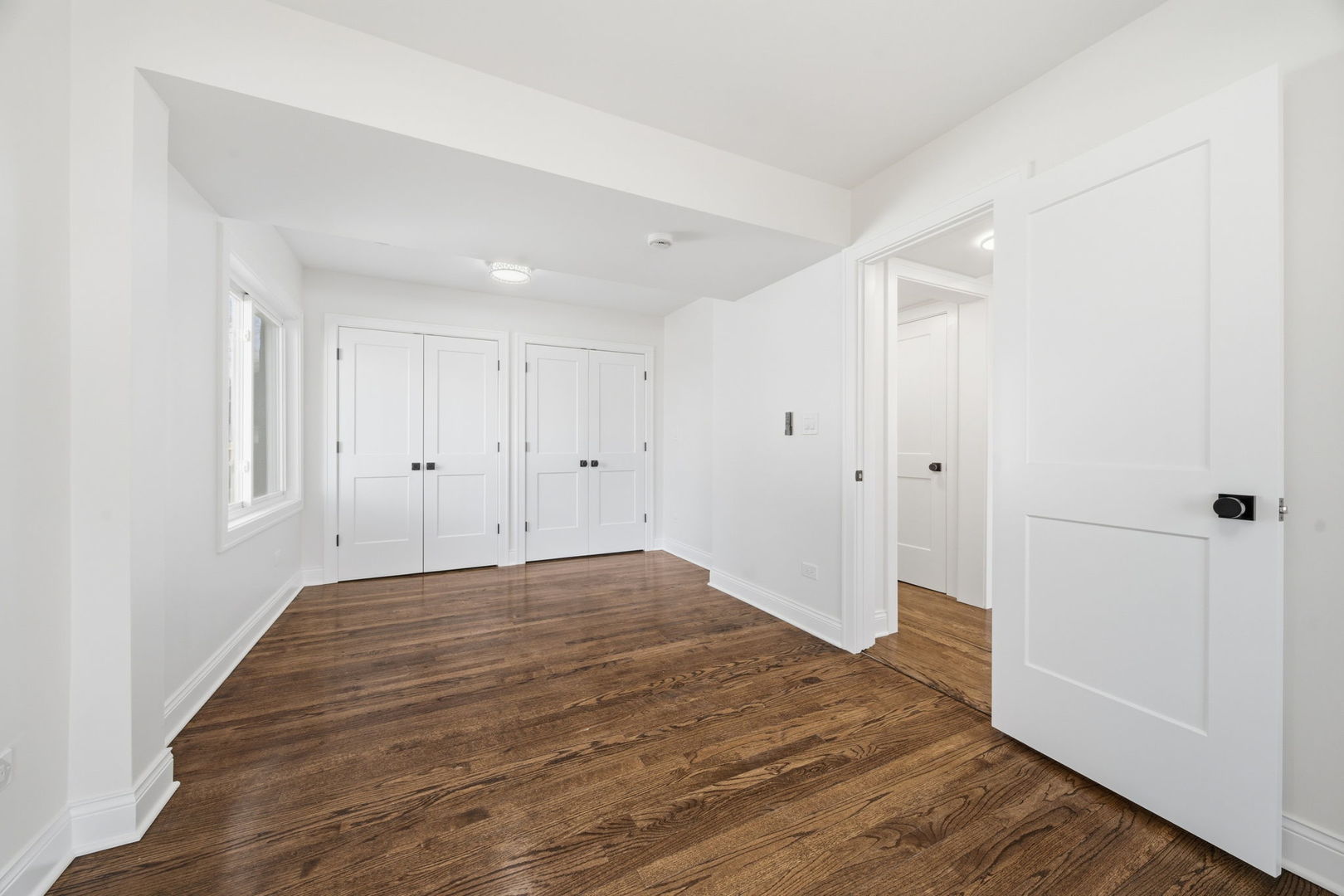 7851 Suburban Lane, Bridgeview, IL 60455