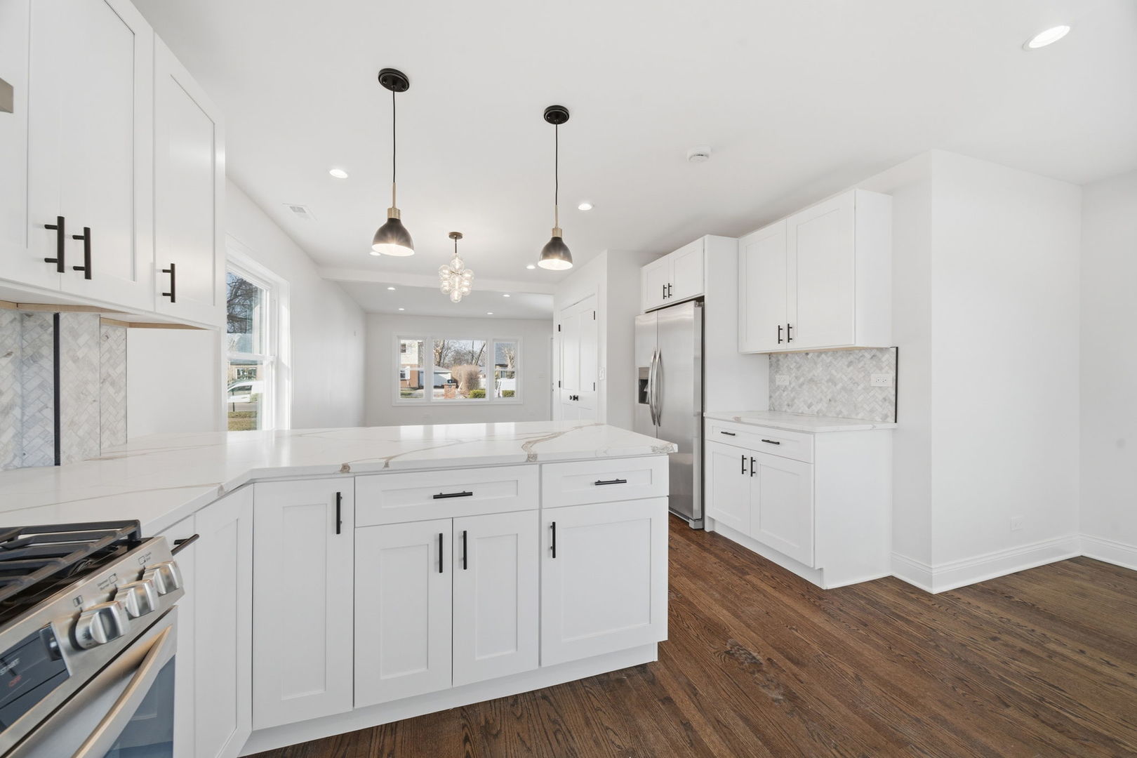 7851 Suburban Lane, Bridgeview, IL 60455