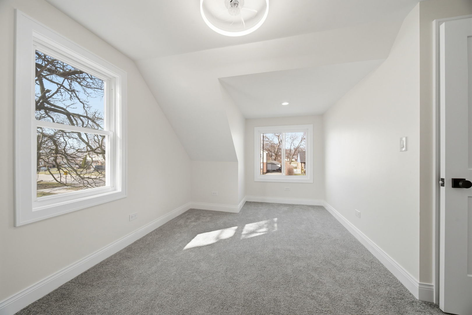 7851 Suburban Lane, Bridgeview, IL 60455