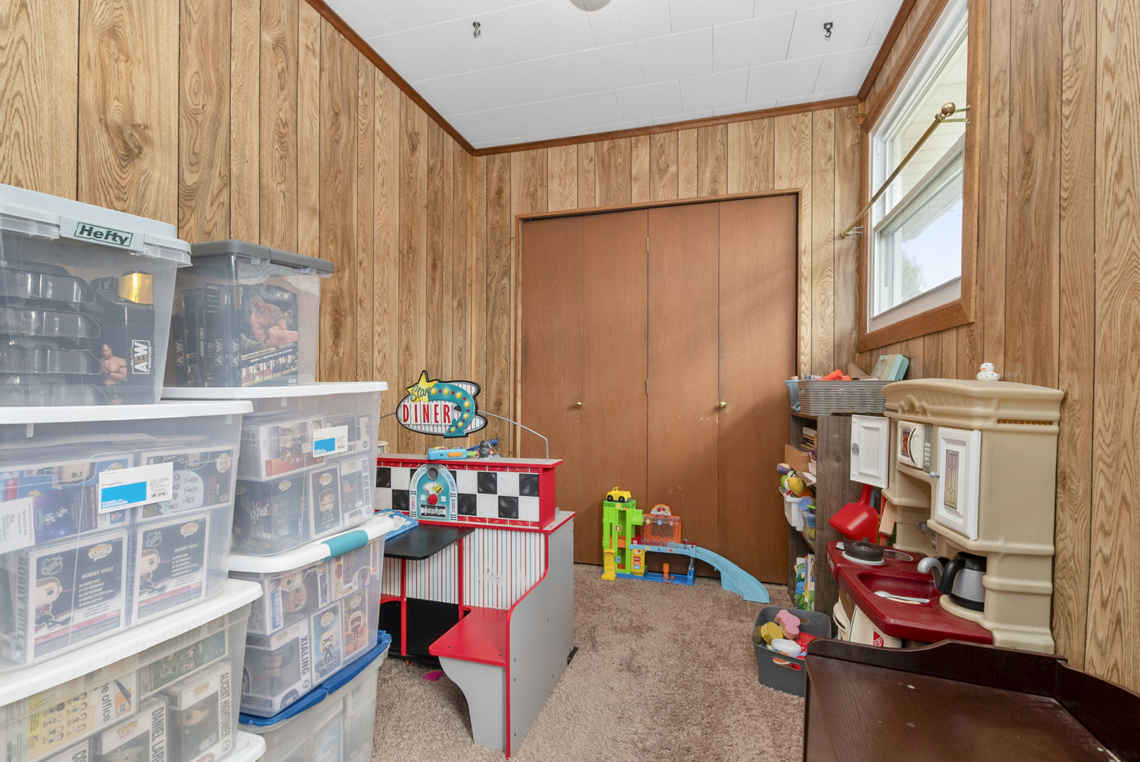 15017 Sunset Avenue, Oak Forest, IL 60452