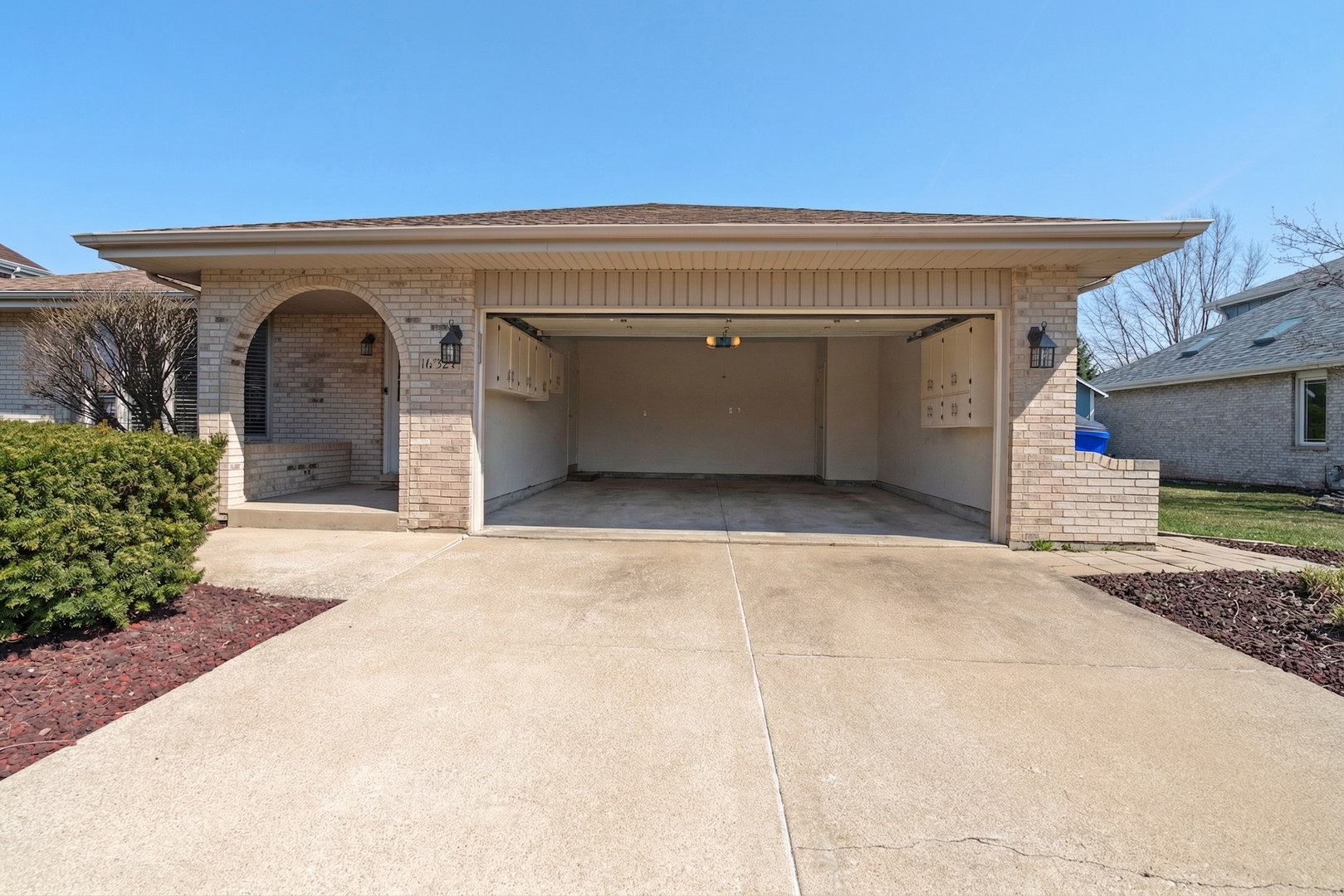 16527 Orange Avenue, Orland Park, IL 60467