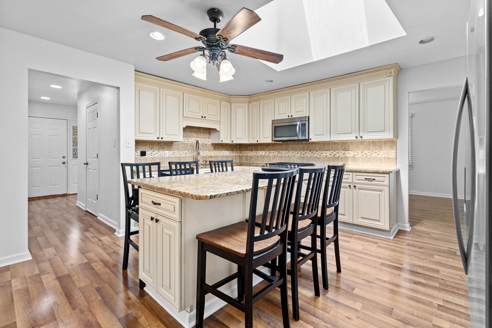 16527 Orange Avenue, Orland Park, IL 60467