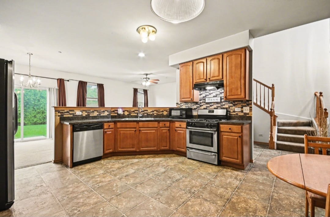 6503 Blue Sky Lane, Matteson, IL 60443