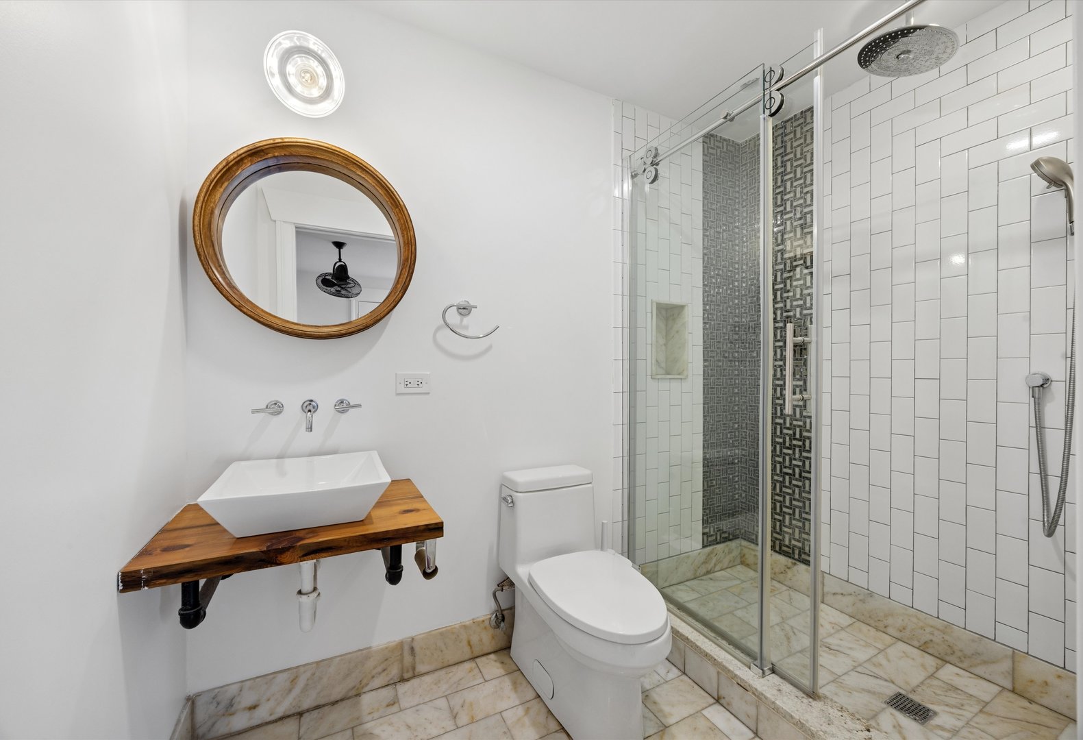 7807 Nagle Avenue, Burbank, IL 60459