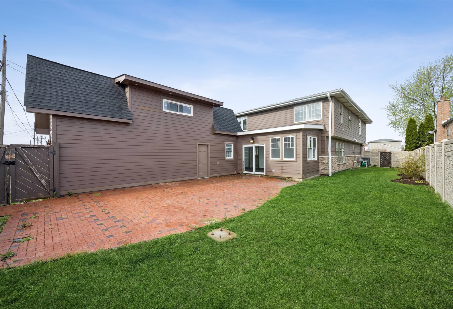 7807 Nagle Avenue, Burbank, IL 60459