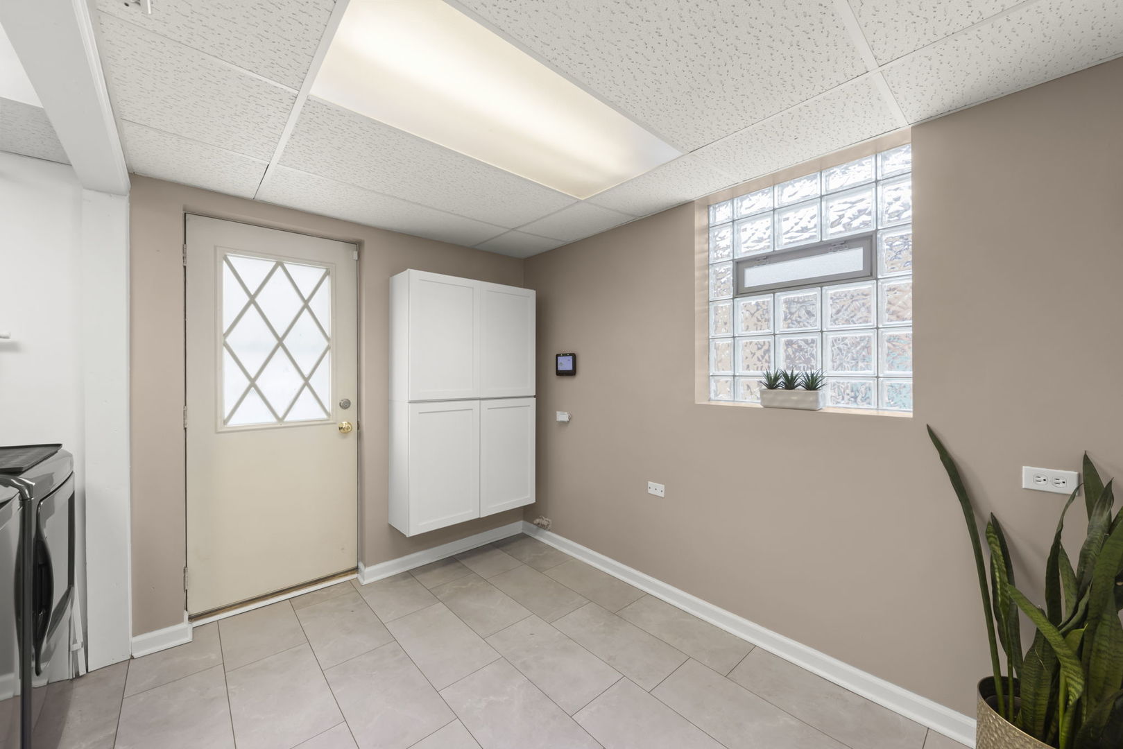 626 S Main Street, Lombard, IL 60148