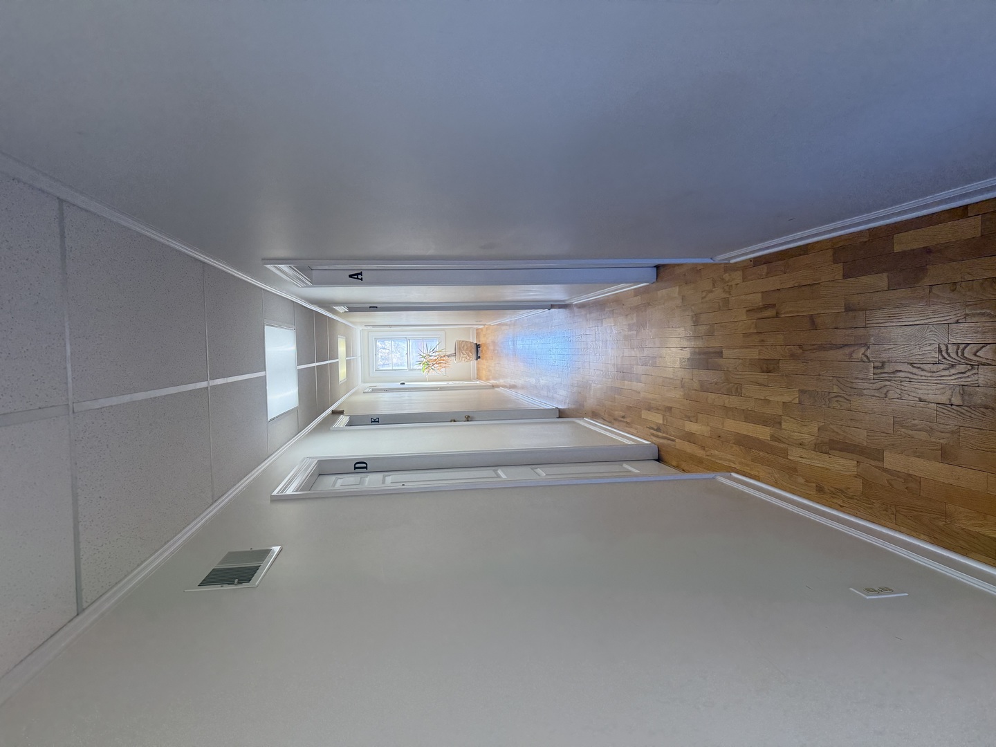 426 S Milwaukee Avenue, Libertyville, IL 60048