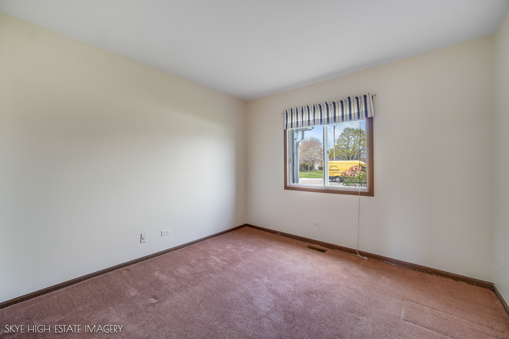 1241 S Williams Street #40-1, Westmont, IL 60559