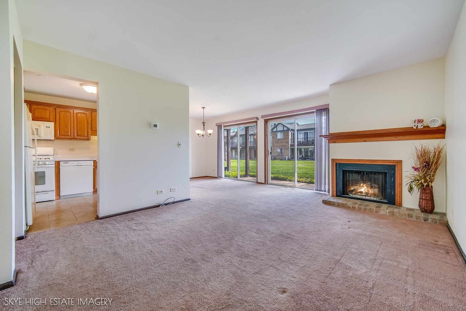 1241 S Williams Street #40-1, Westmont, IL 60559