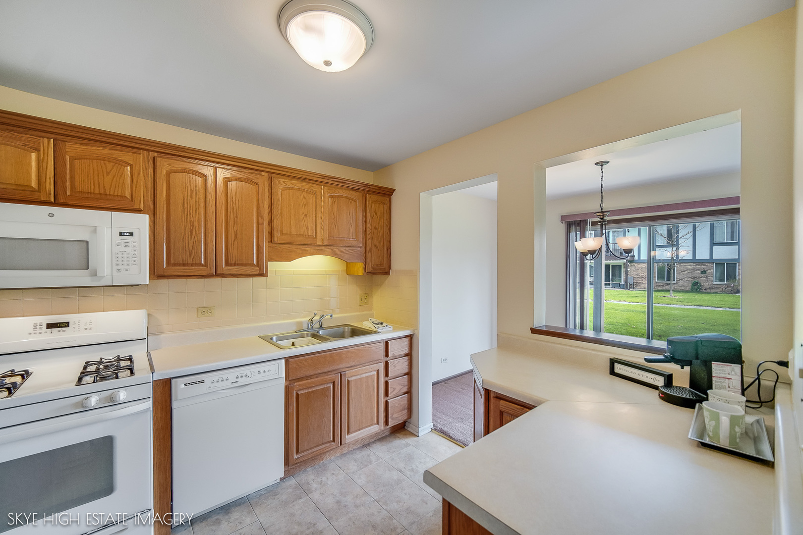 1241 S Williams Street #40-1, Westmont, IL 60559