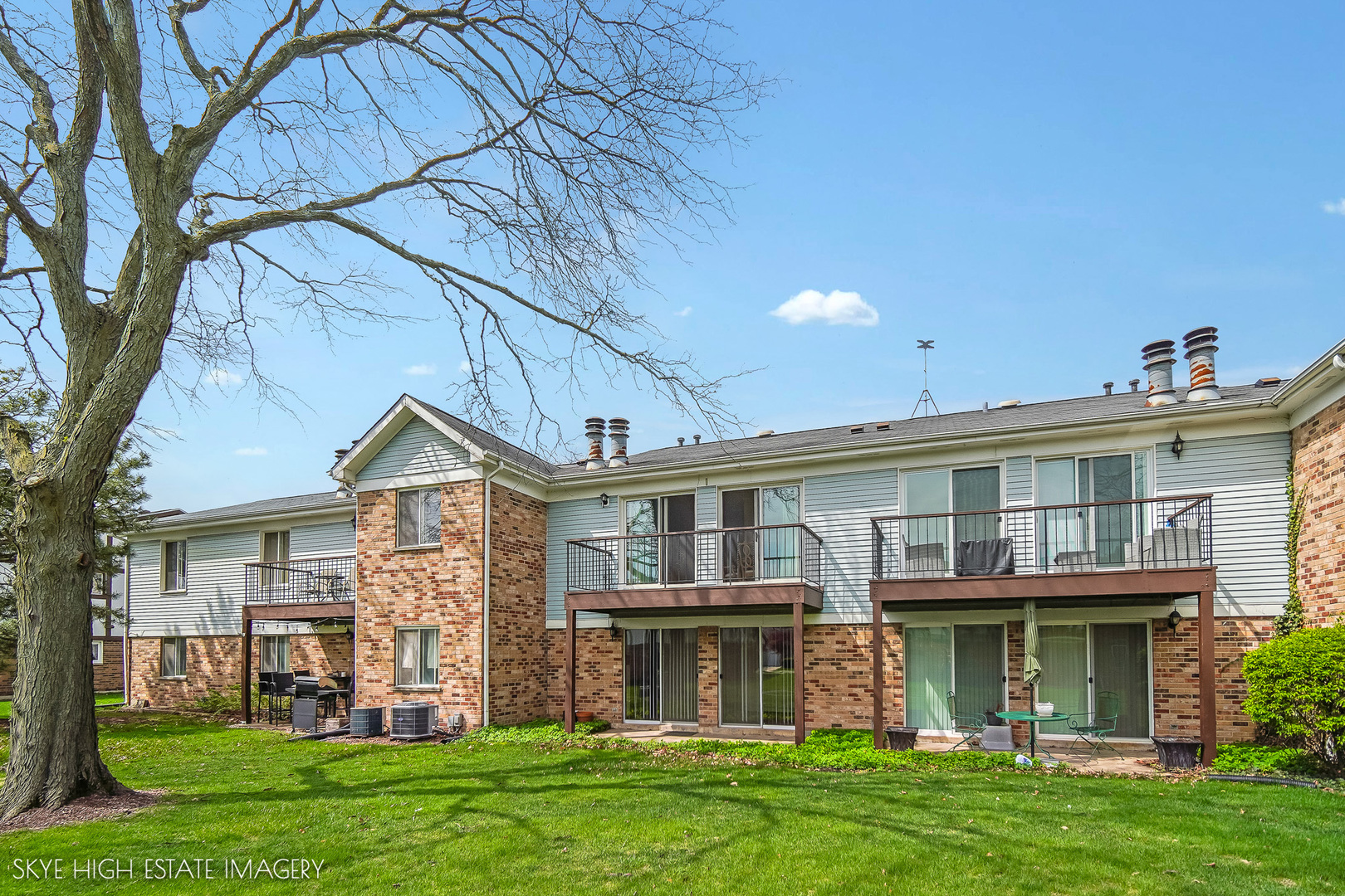 1241 S Williams Street #40-1, Westmont, IL 60559