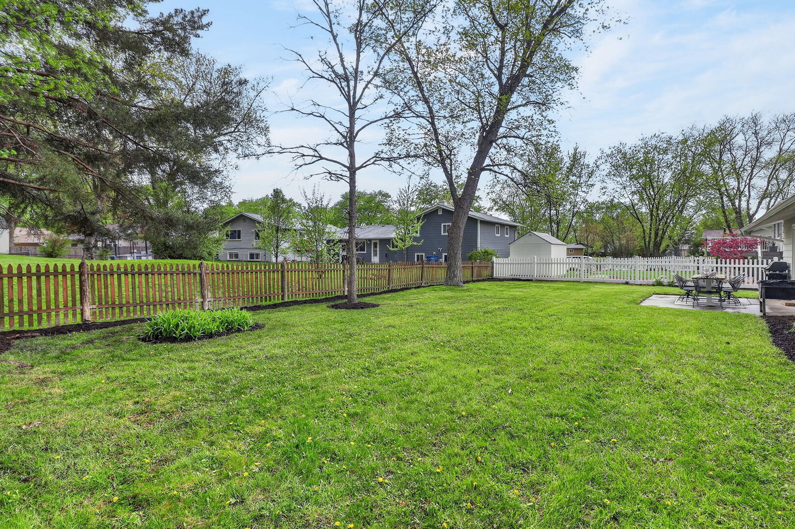 6812 Woodridge Drive, Woodridge, IL 60517