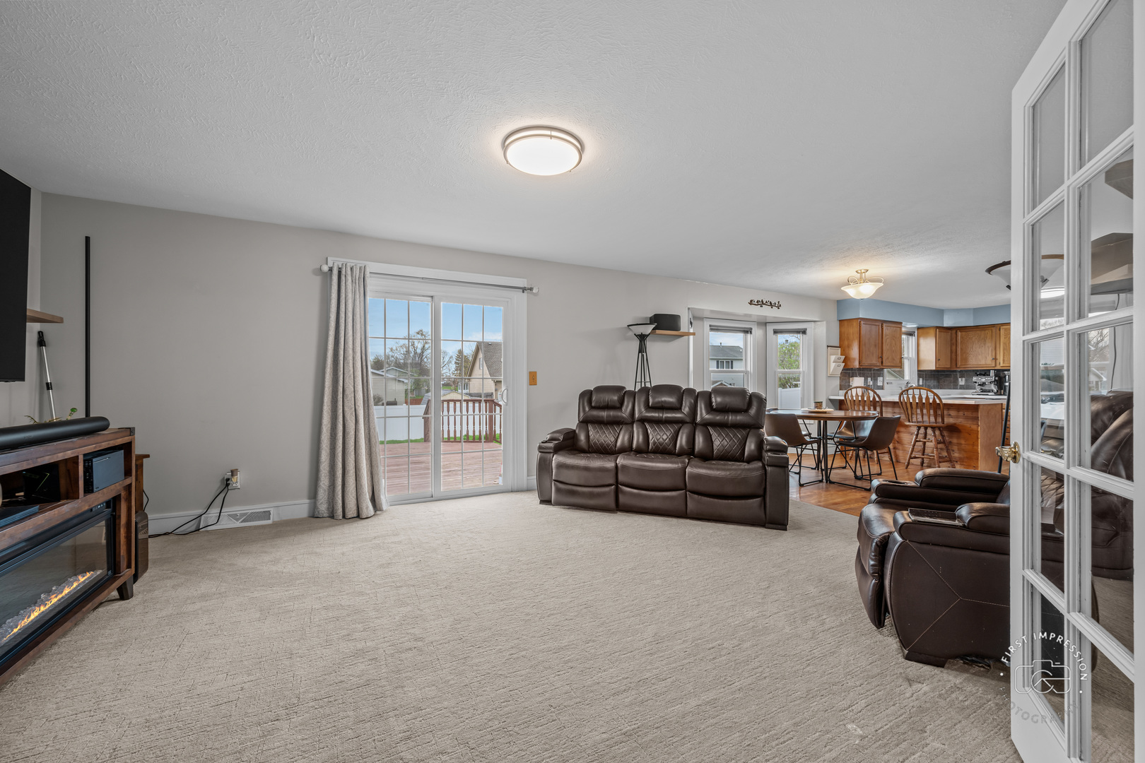 52 N Hickory Street, Cortland, IL 60112